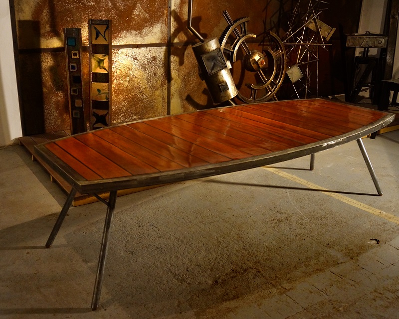 A VENDRE NOTRE DERNIERE CREATION: LA TABLE YACHT